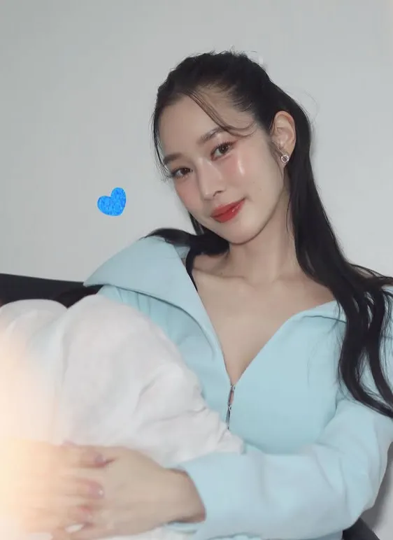 ฐิสา วริฏฐิสา เน็ตไอดอล